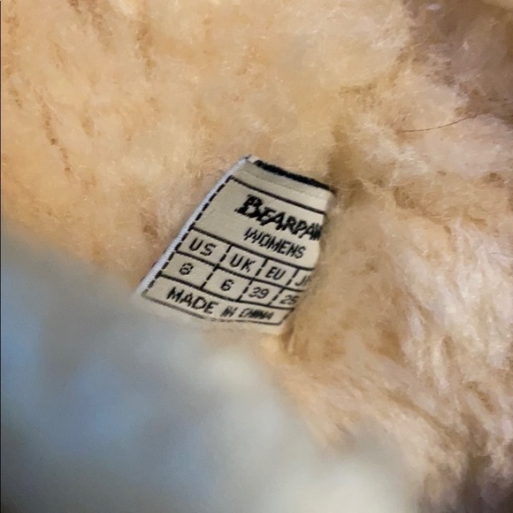 ❤️BEARPAW EMMA SHORT BOOTS ~ 8 - Picture 7 of 7